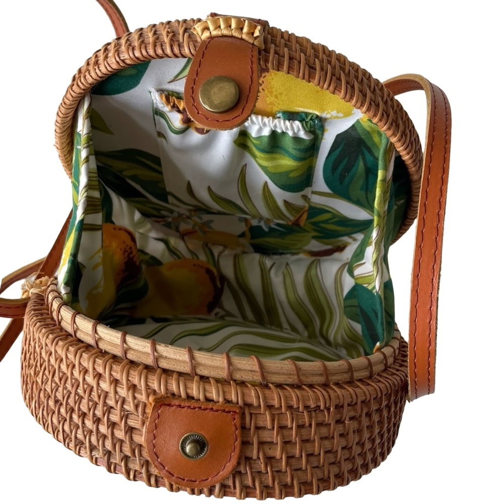 Vintage Brown Round Woven Crossbody Bag